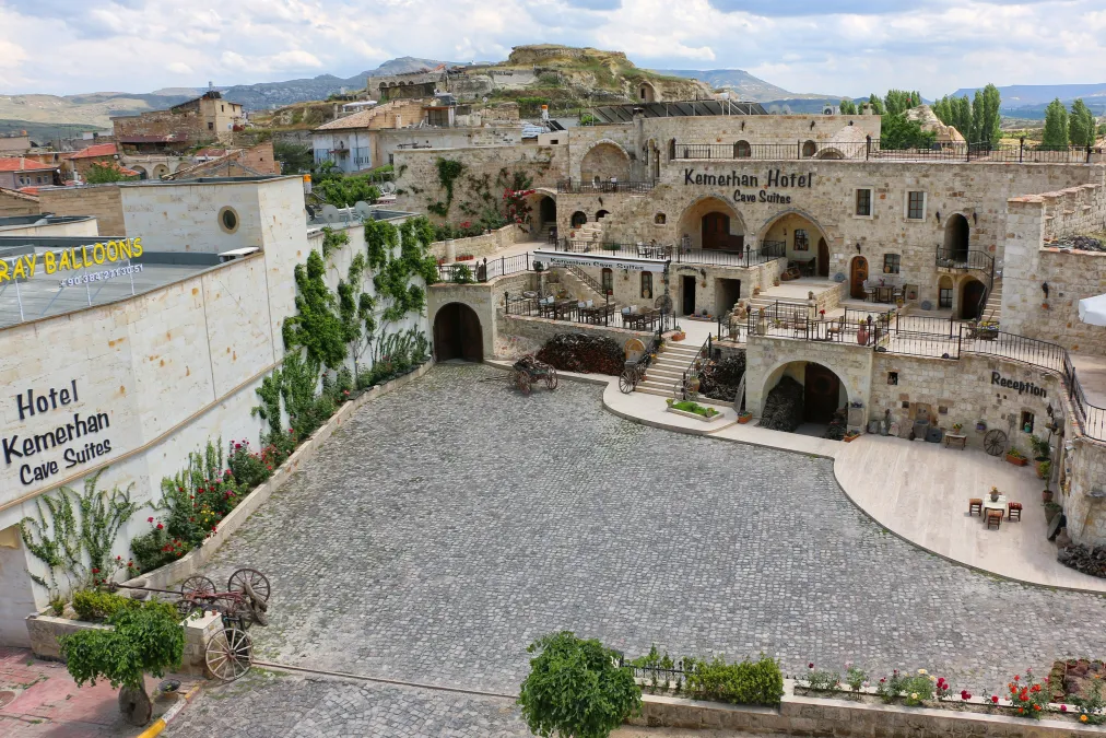 Kemerhan Cave Suites