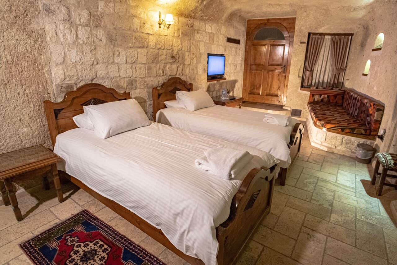 Kemerhan Cave Suites