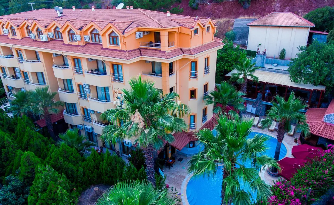 Dores Residence