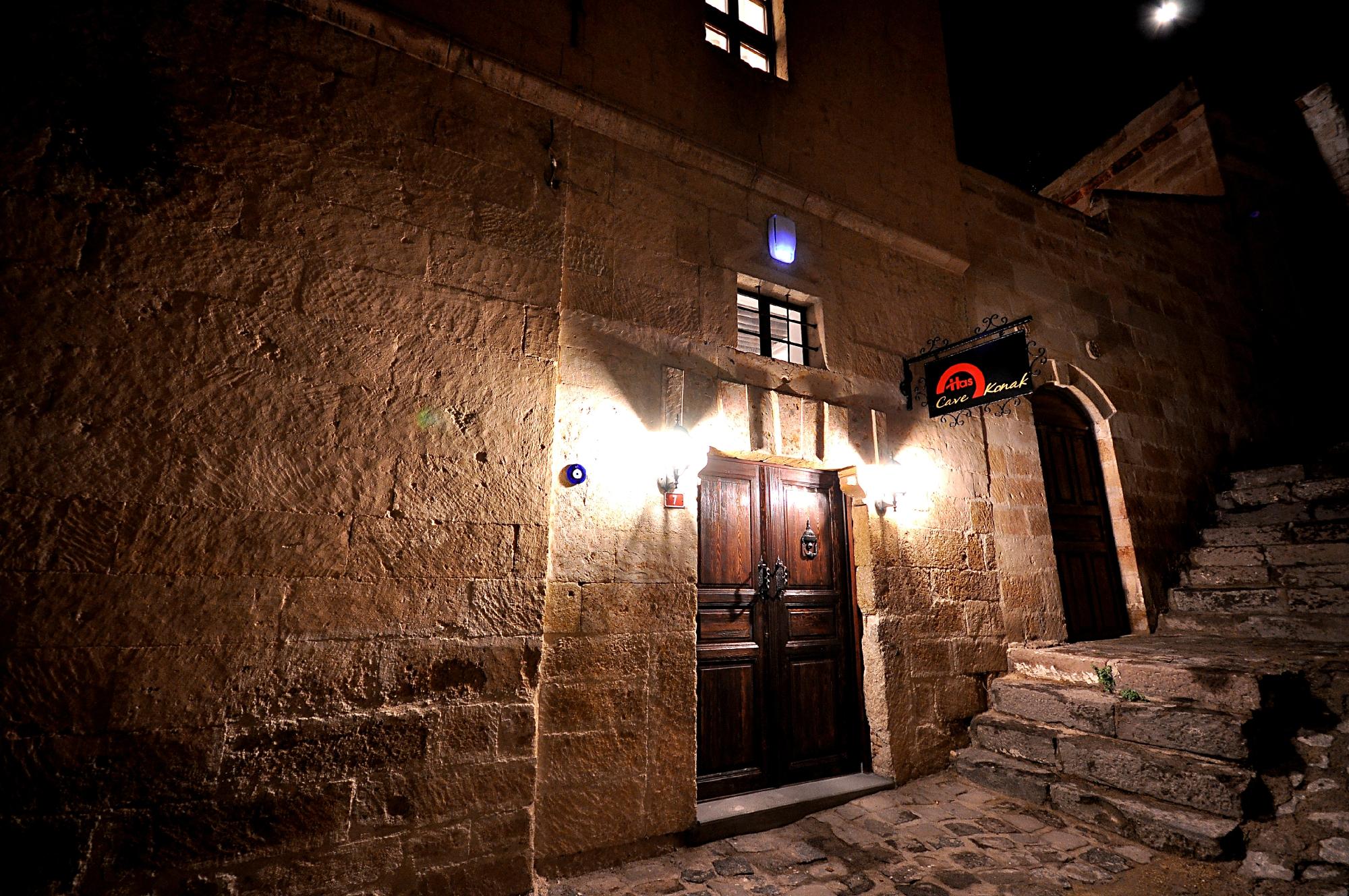 Hasse Cave Konak