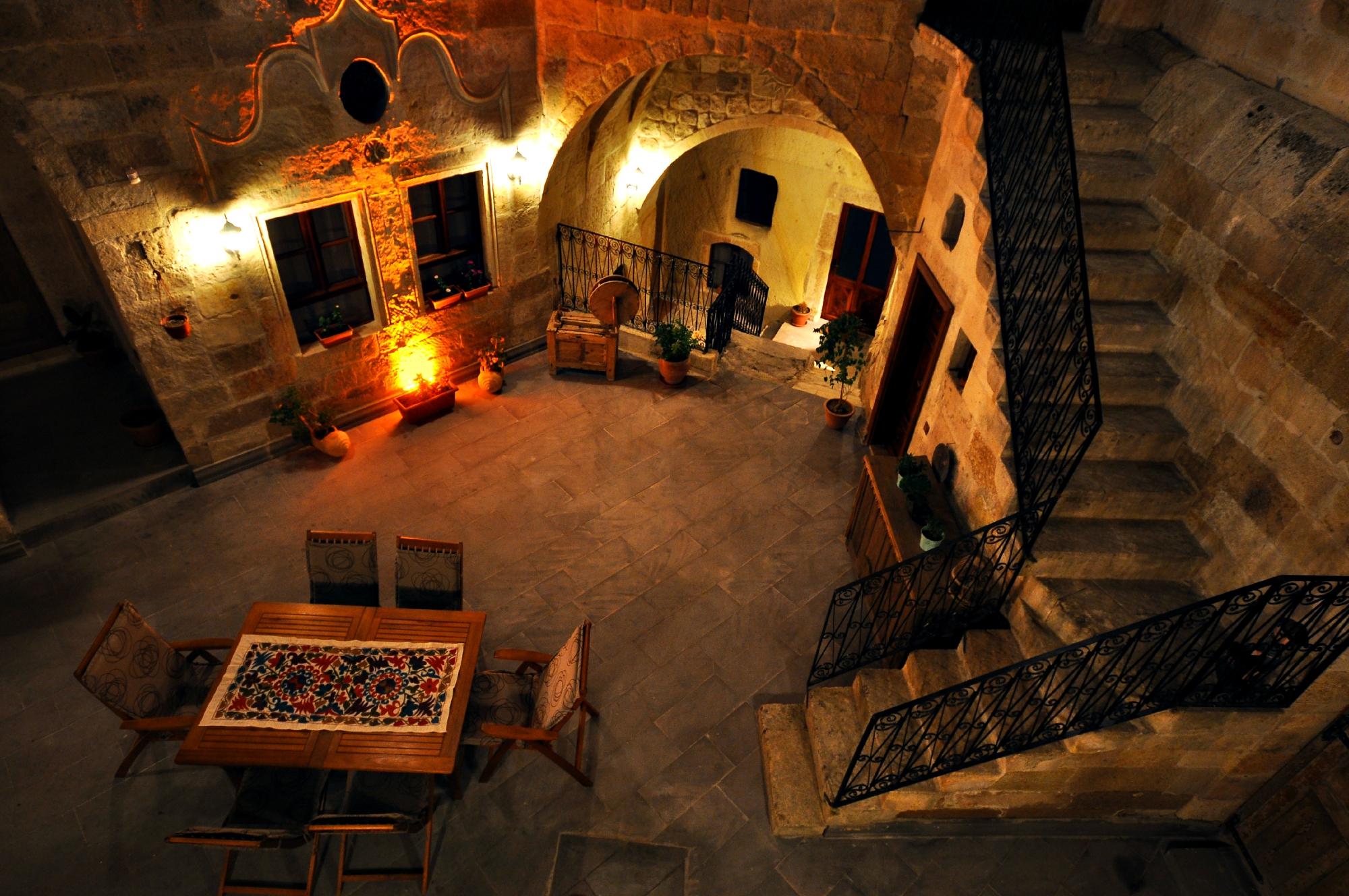 Hasse Cave Konak
