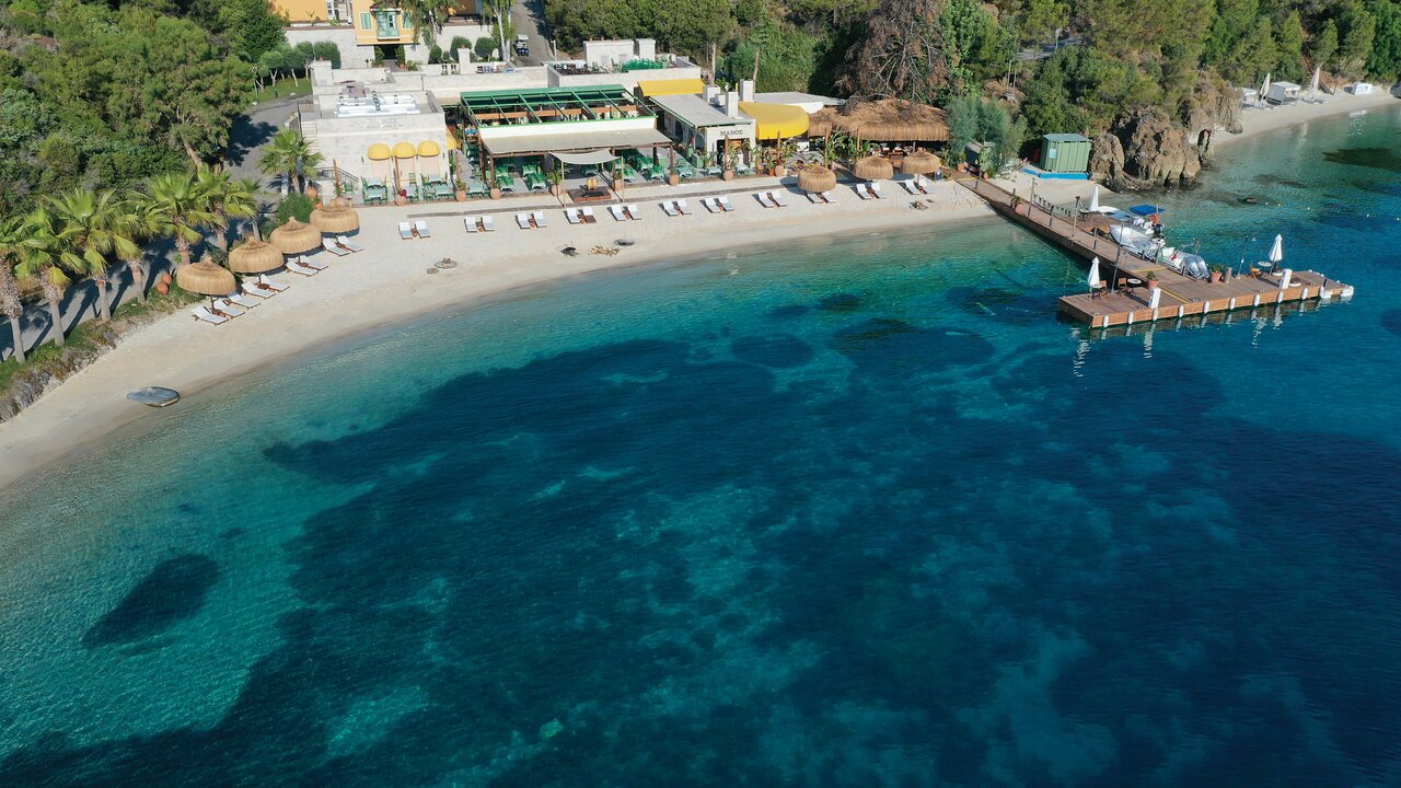 D Maris Bay