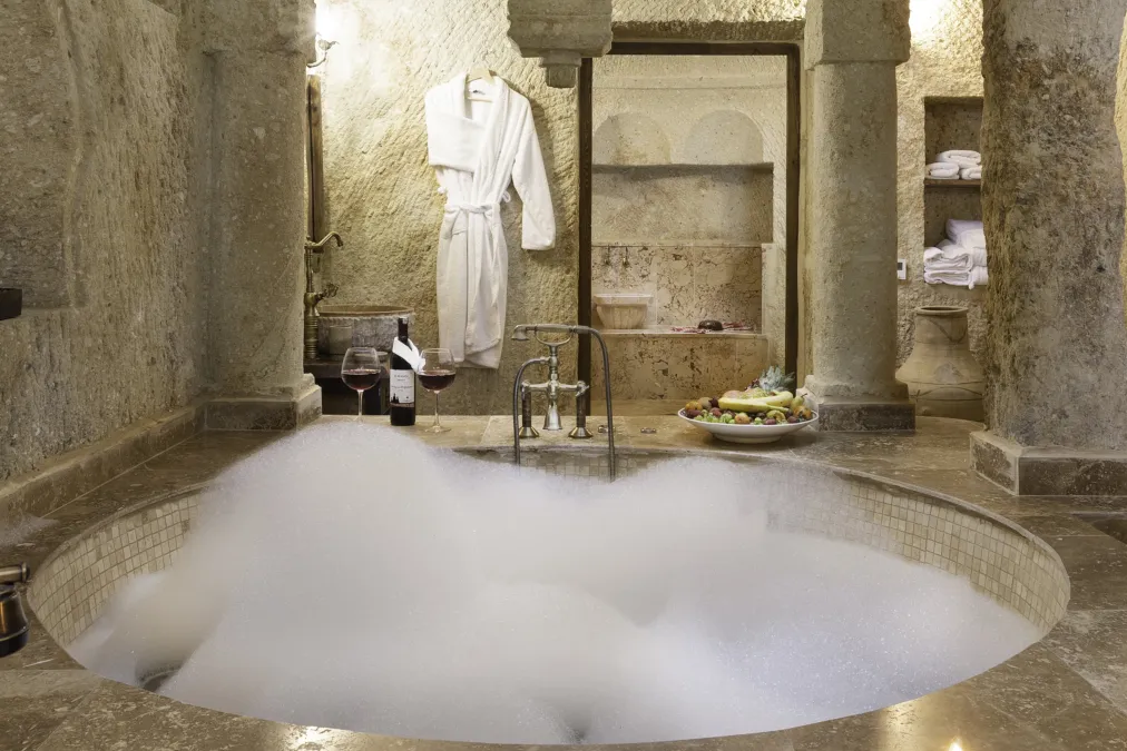 Kayata Cave Suites