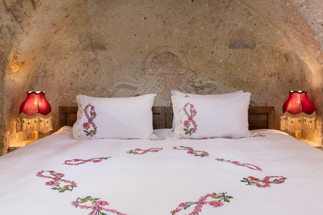 Kayata Cave Suites