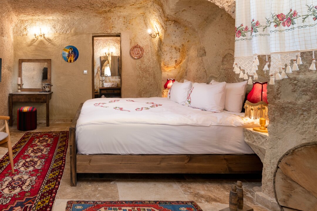 Kayata Cave Suites