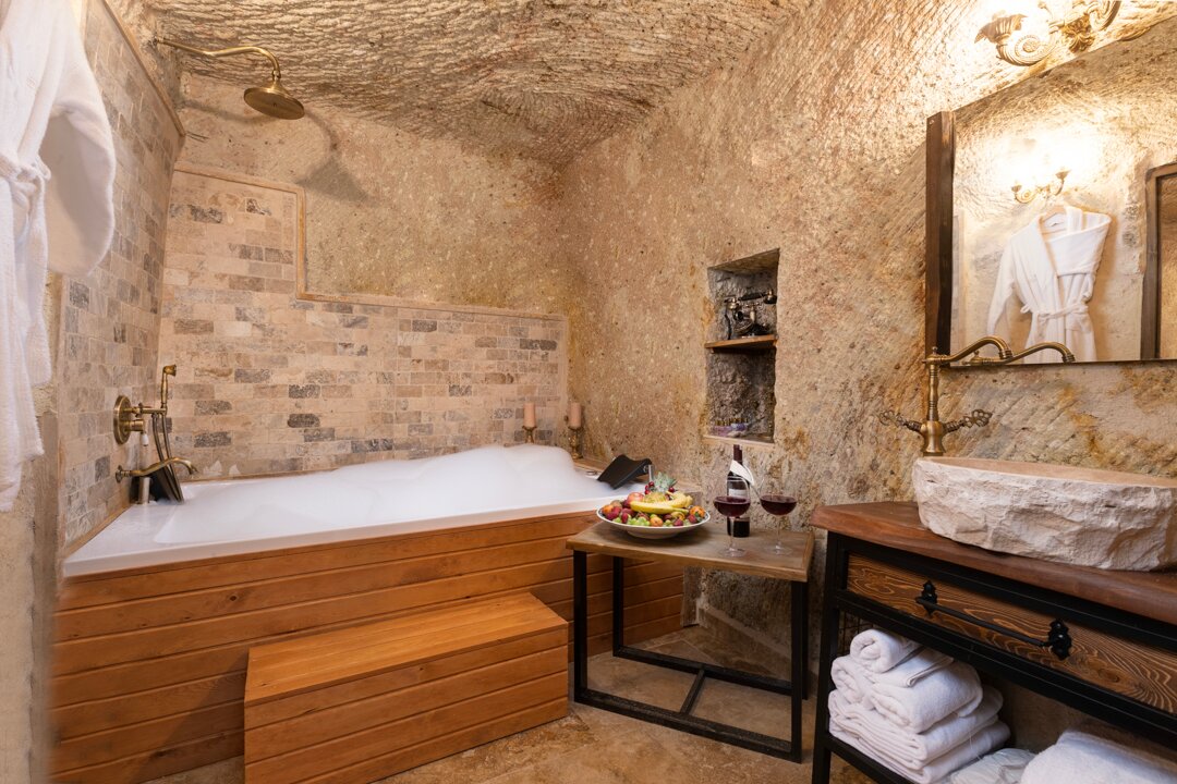Kayata Cave Suites