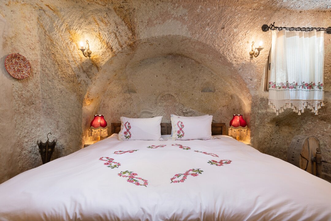 Kayata Cave Suites