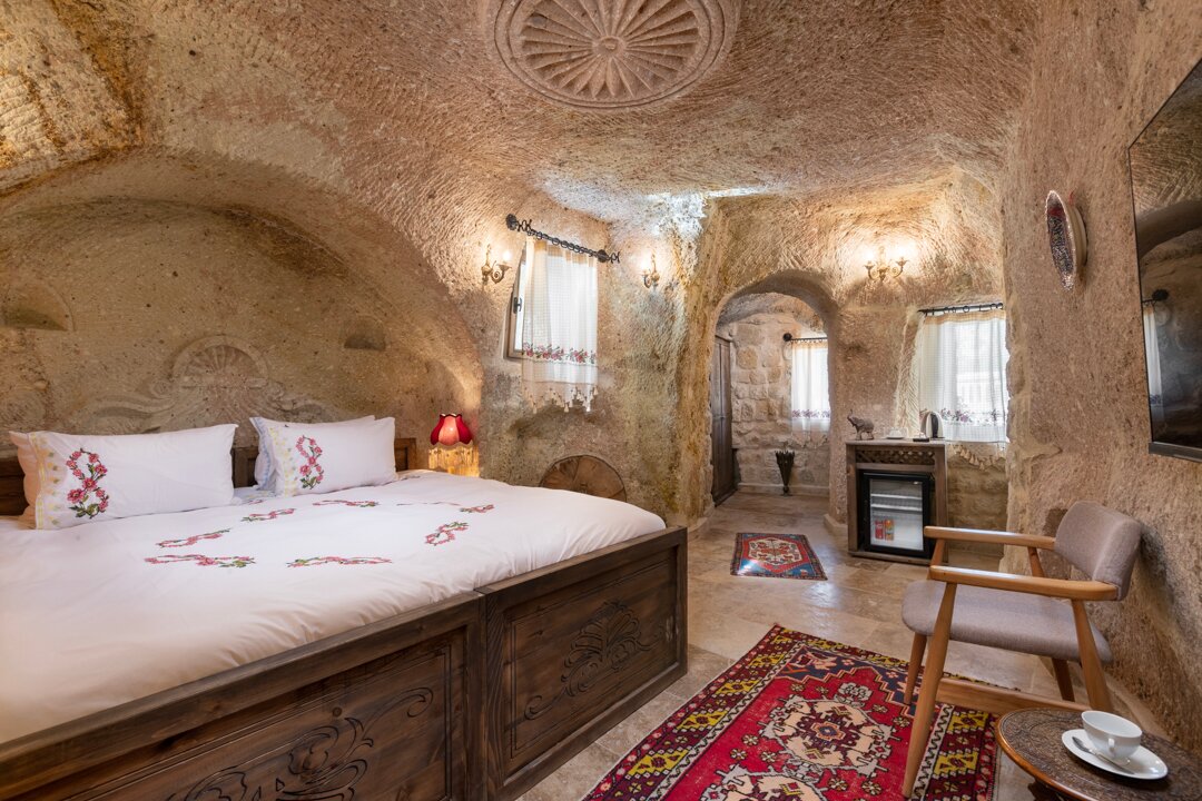 Kayata Cave Suites