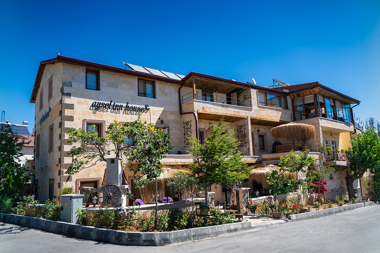 Aysel Inn House