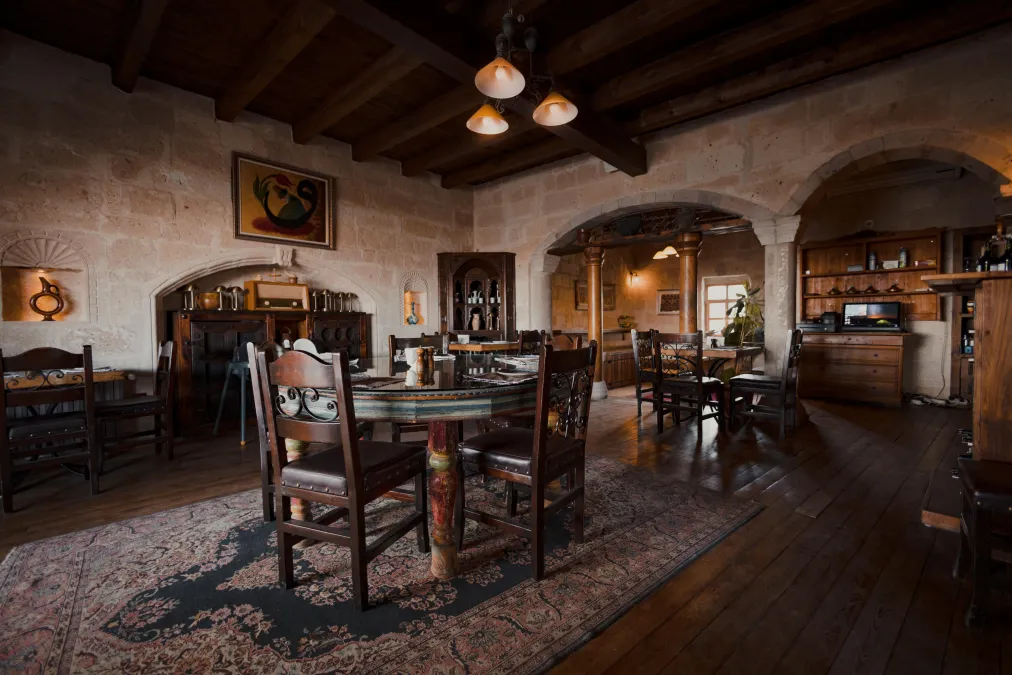 Sultan Cave Suites