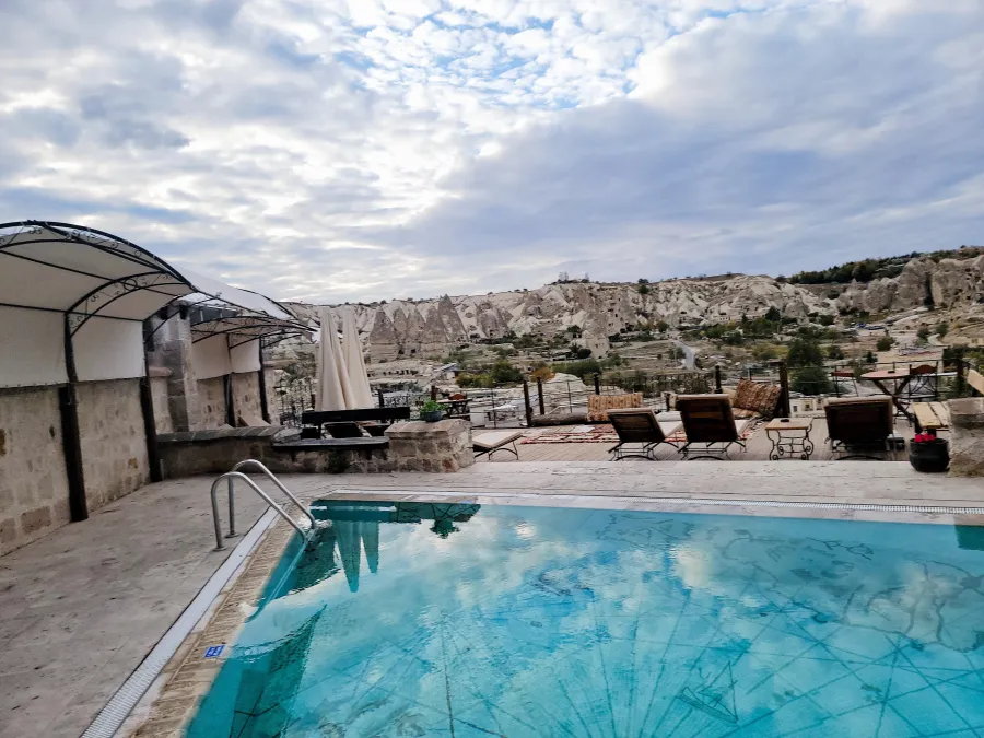 Sultan Cave Suites