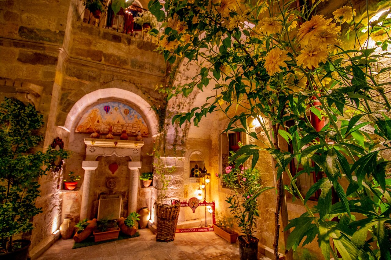 Aren Cave Hotel and Art Gallery