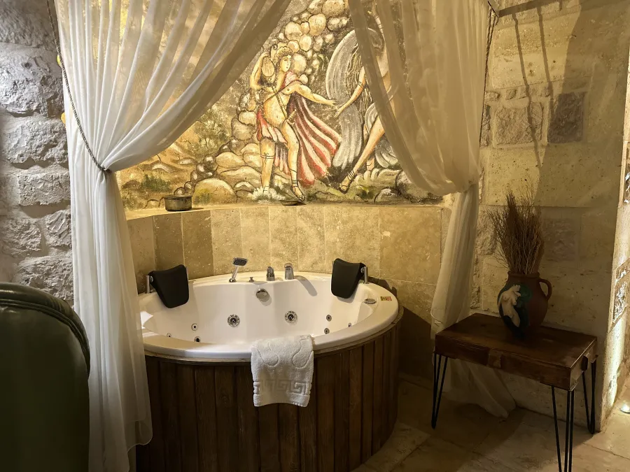 Cappa Rossa Cave Hotel