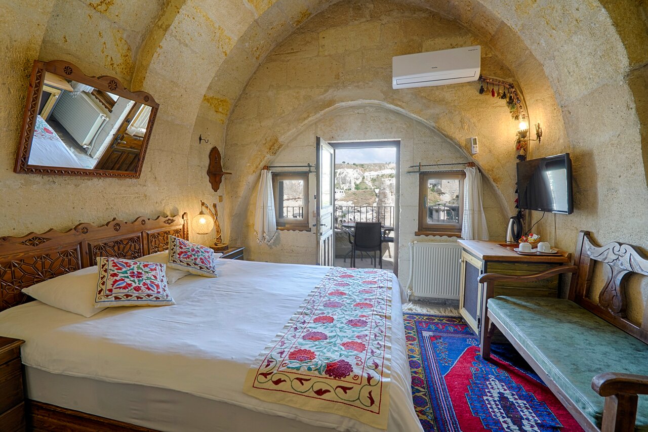 Tulip Cave Suites