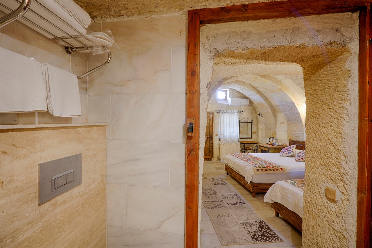 Tulip Cave Suites