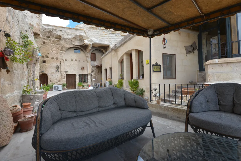 Tulip Cave Suites