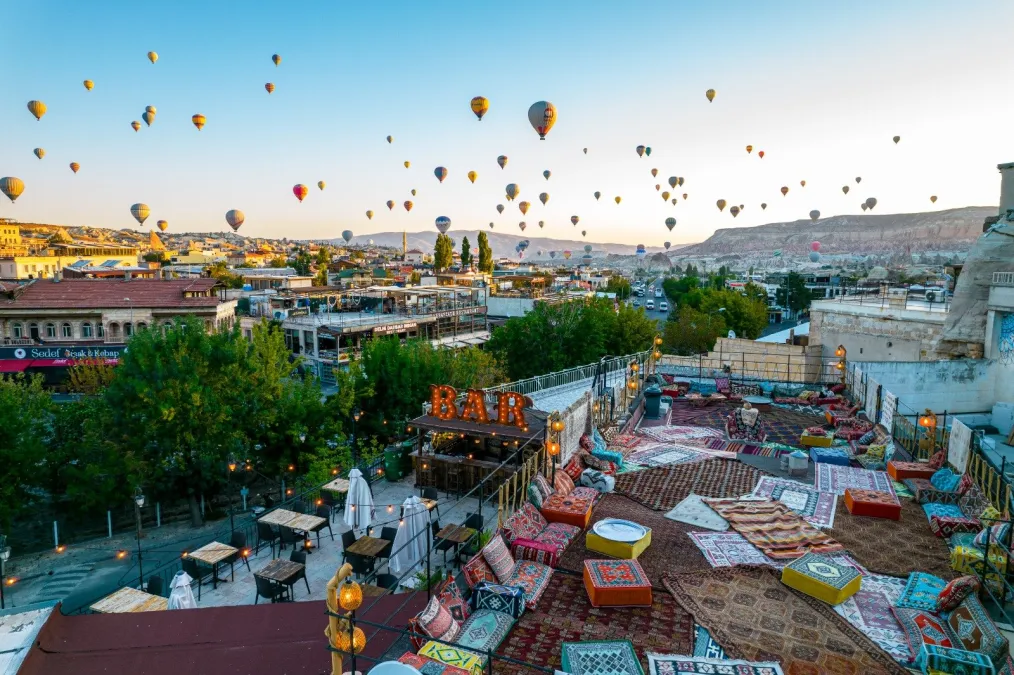 Nomads Cave Hotel & Rooftop