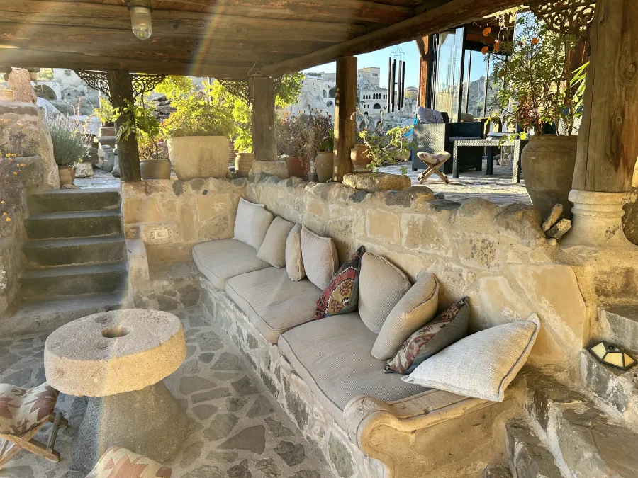 Potamia Cave Suites