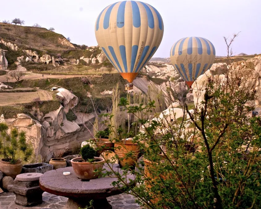 Potamia Cave Suites