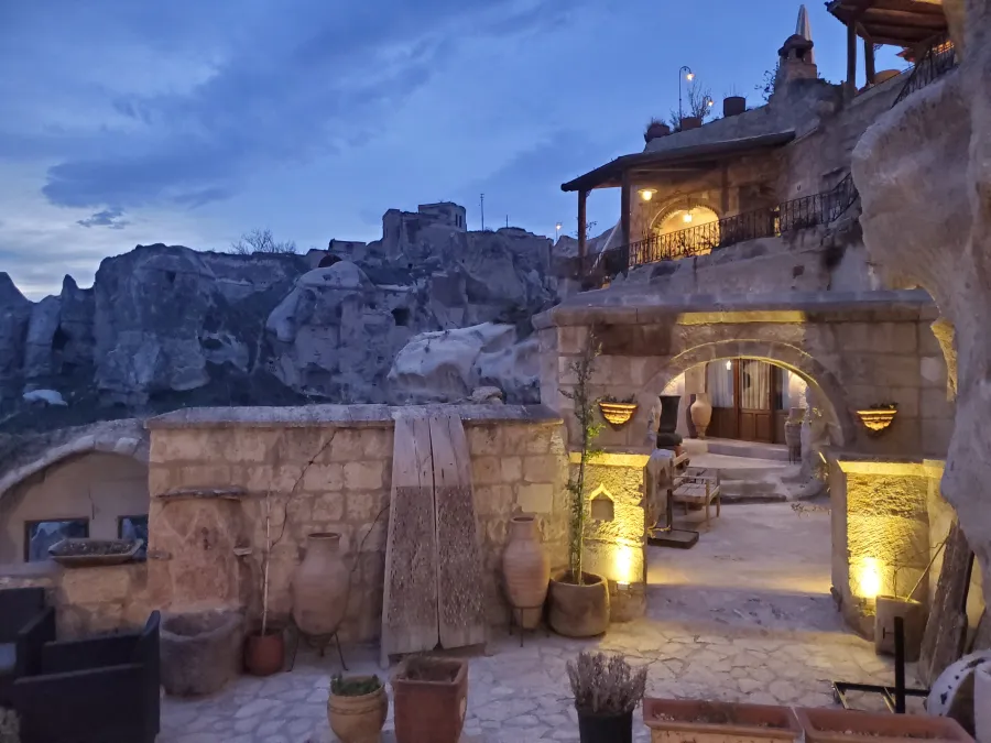 Potamia Cave Suites