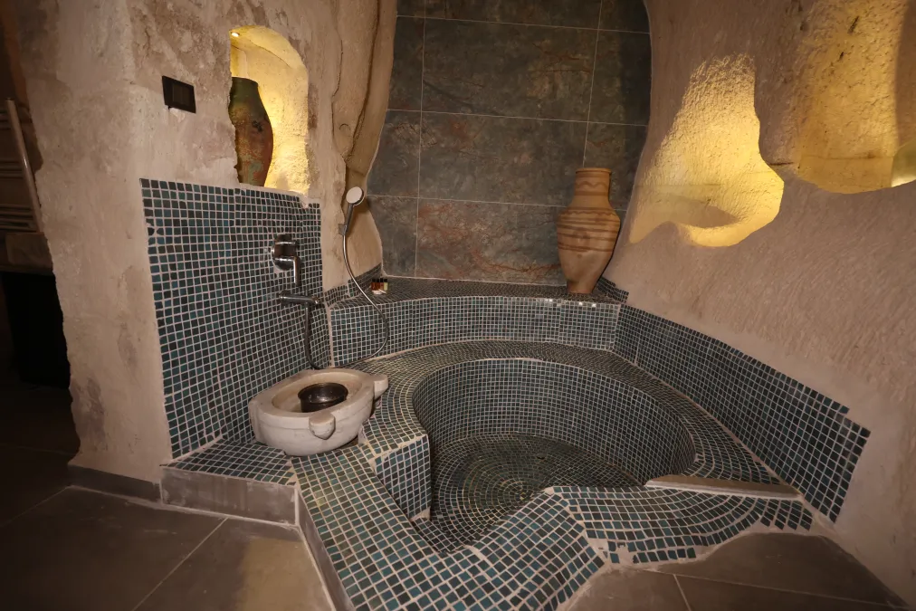 Potamia Cave Suites