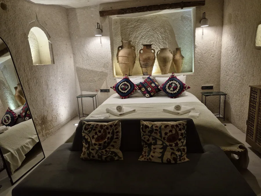 Potamia Cave Suites