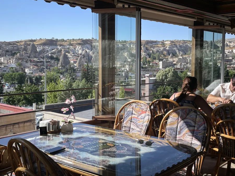 Safran Cave Hotel
