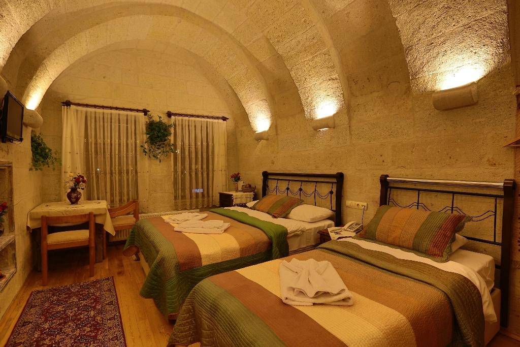 Safran Cave Hotel