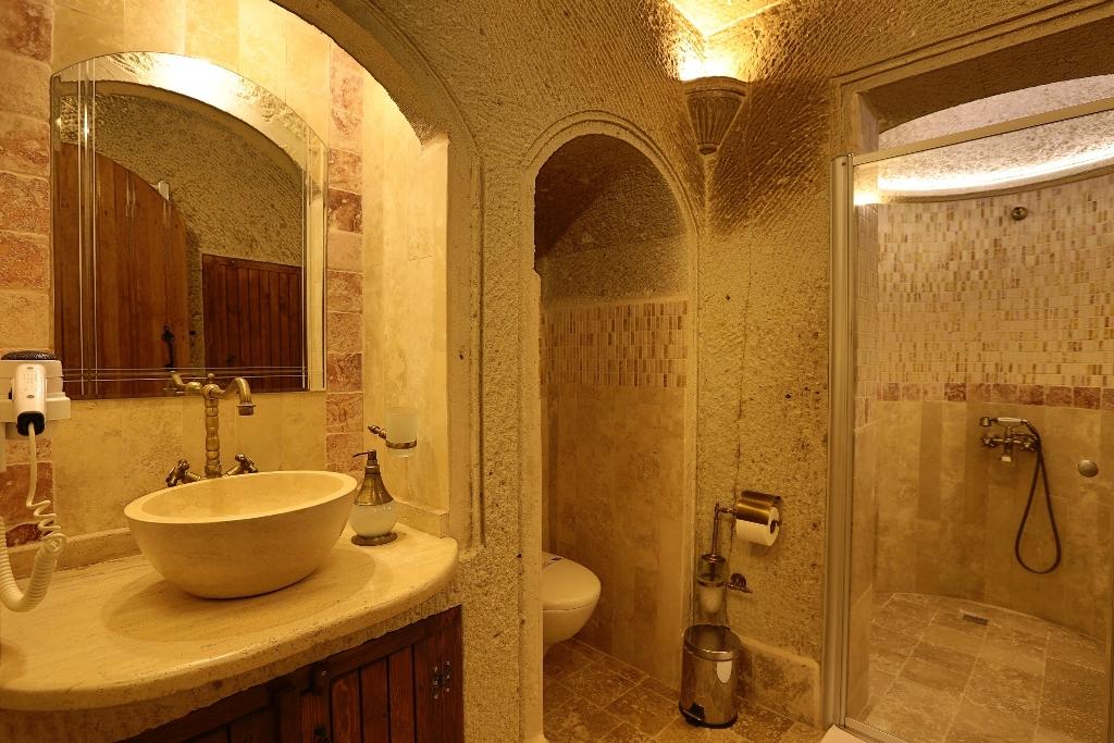 Safran Cave Hotel
