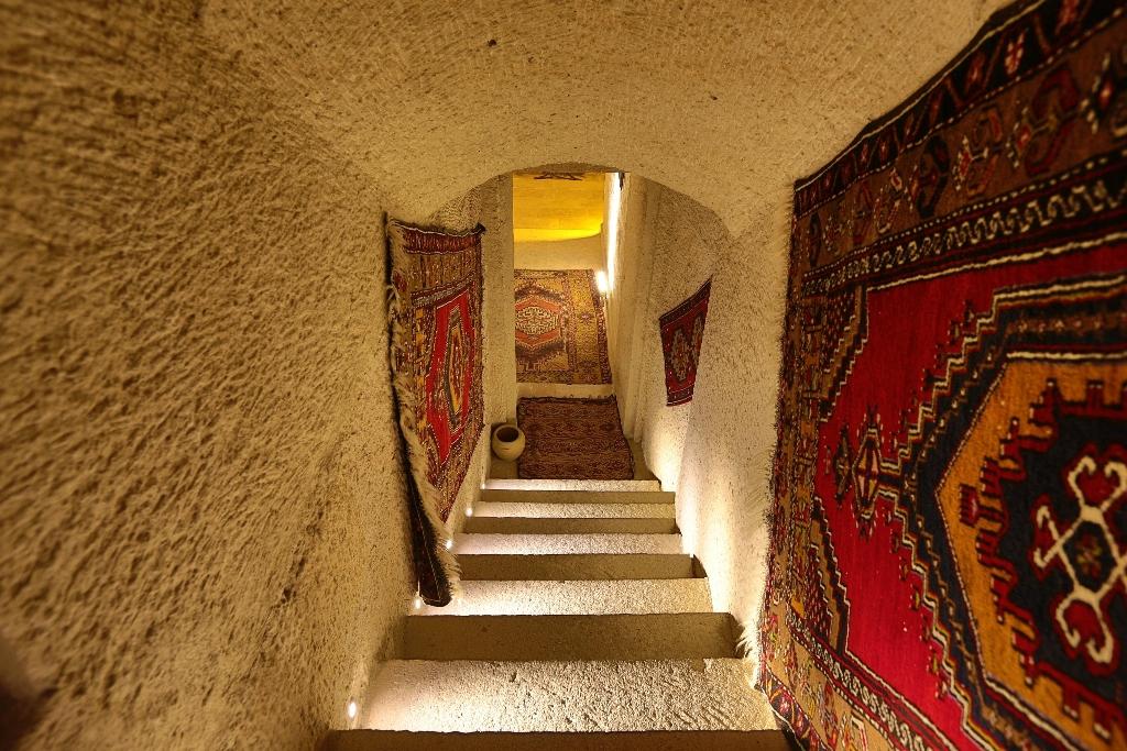 Safran Cave Hotel