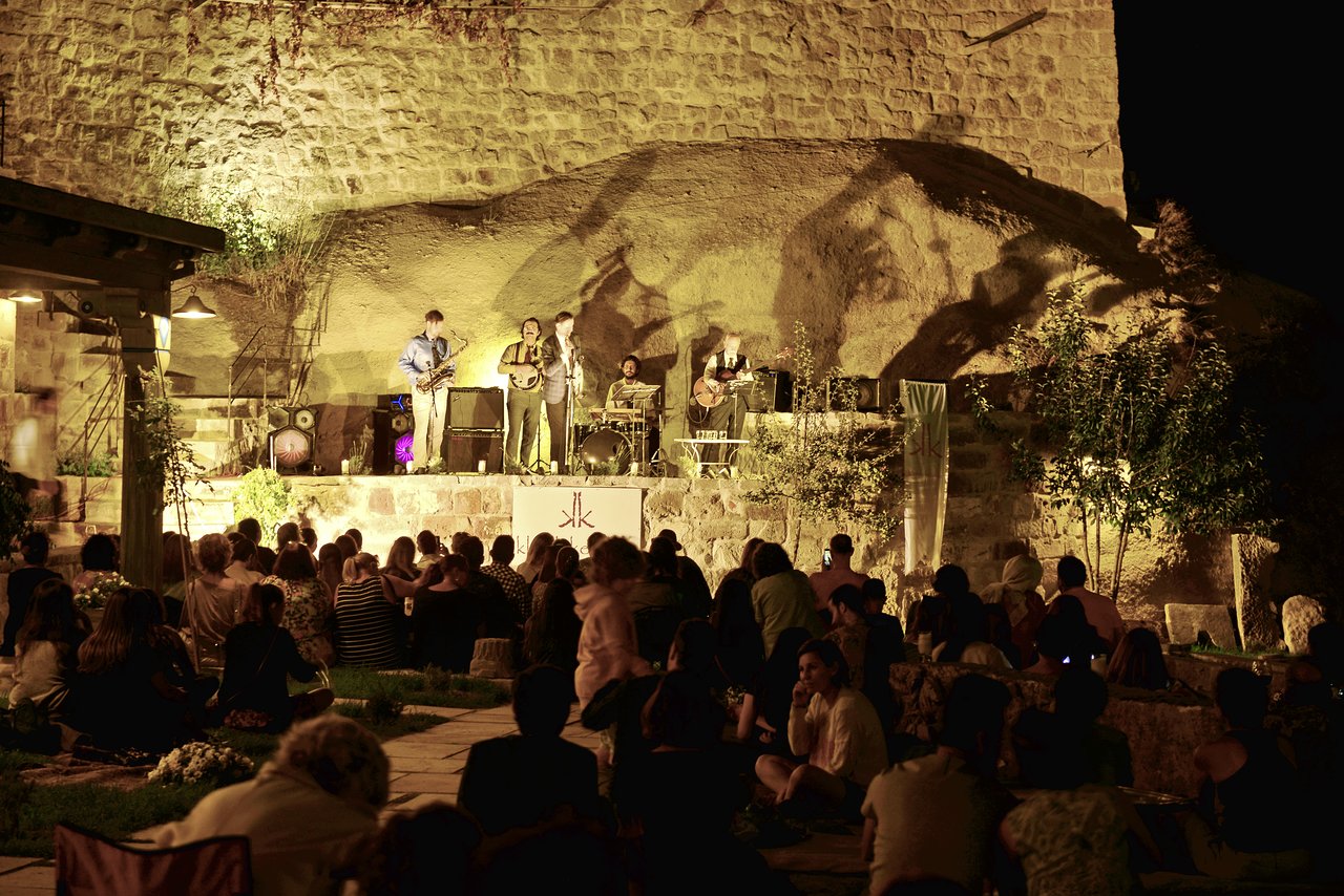 Aza Cave Hotel
