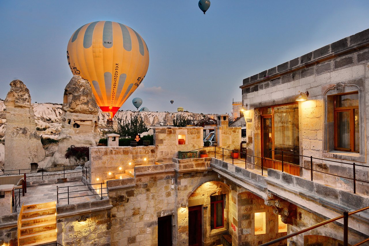Aza Cave Hotel