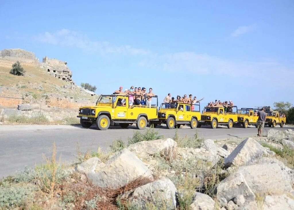 Джип-сафари на целый день в Фетхие с посещением Тлоса и Саклыкента
