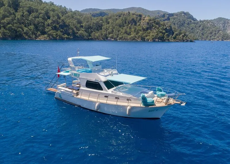 Fethiye Bateau Privé (Découvrez les Bleus avec Bay C Boat)
