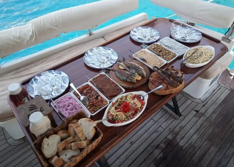 Fethiye Bateau Privé (Découvrez les Bleus avec Bay C Boat)
