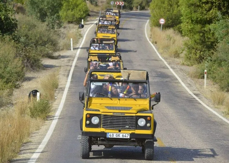 Джип-сафари на целый день в Фетхие с посещением Тлоса и Саклыкента
