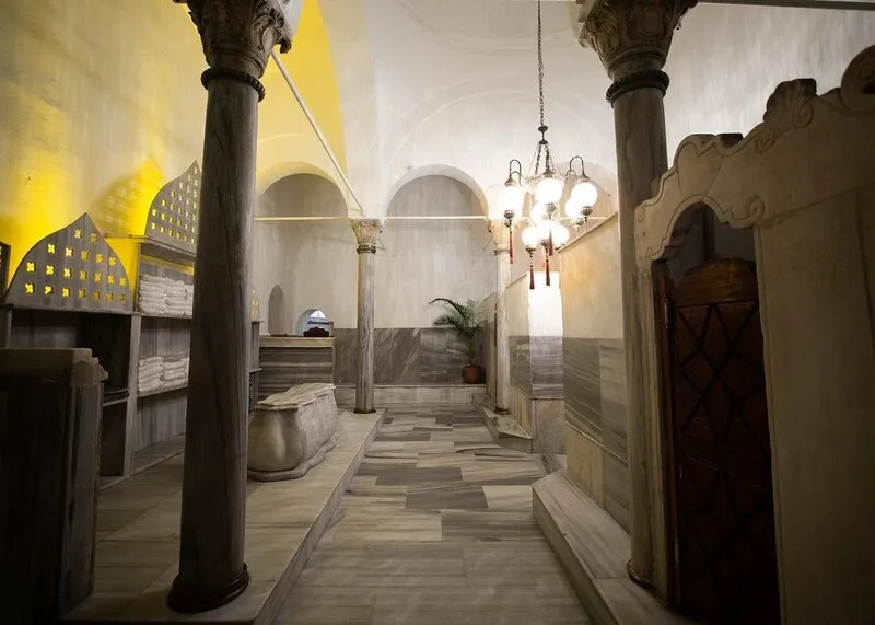 Istanbul Old City: Ottoman Hamam Experience with Foam Massage