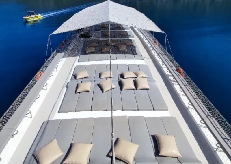 Олюдениз: Круиз на целый день с обедом и посещением Долины бабочек
