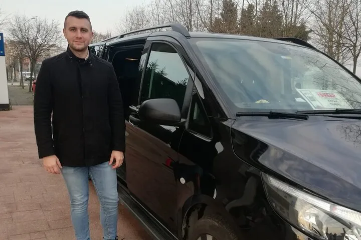 خدمة النقل من مطار أنقرة إيسينبوغا إلى الفنادق في وسط مدينة أنقرة (تشانكايا، كيزيلاي)