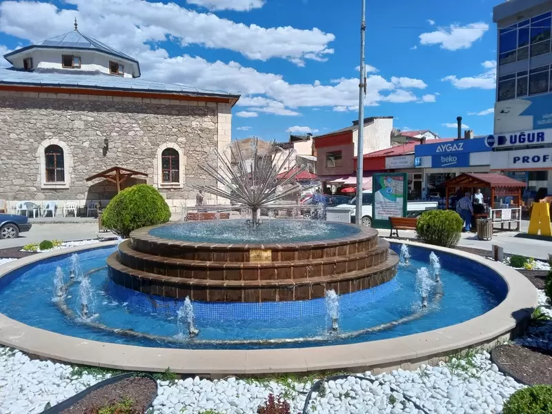 Was ist die beste Jahreszeit für einen Besuch in Tuzla?