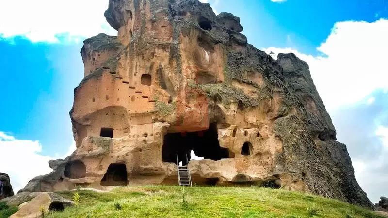 5 أسباب للسفر إلى كوتاهيا