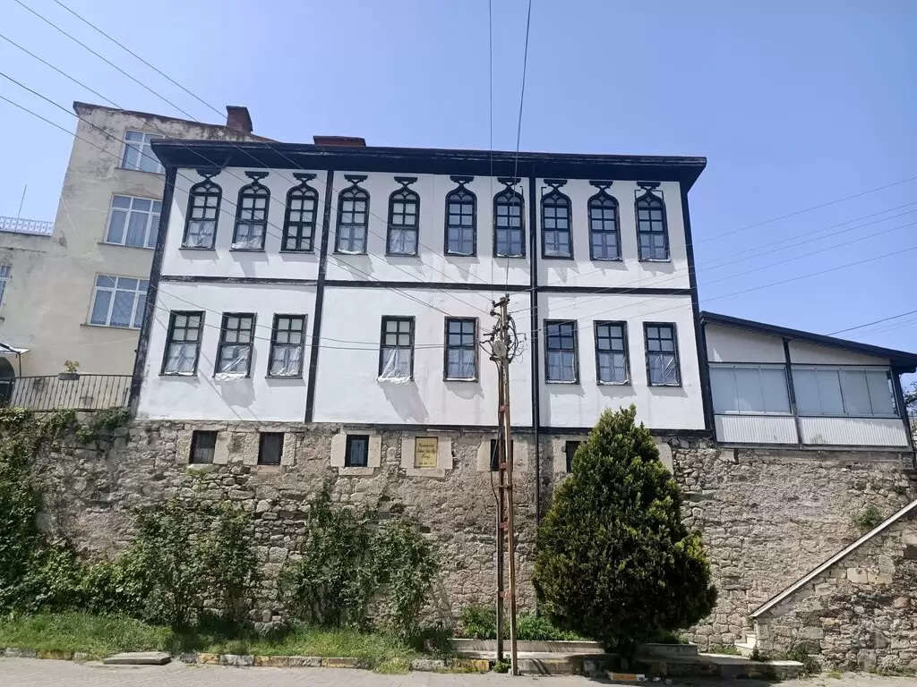 Bolaman Castle
