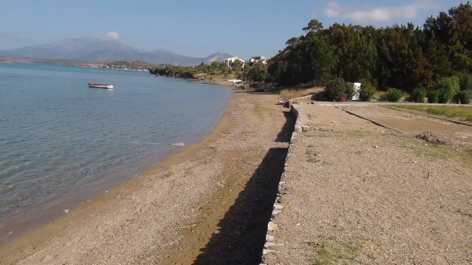 Istur Beach