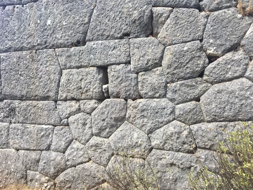 Киршу (Замок Мейданчик) Древний город