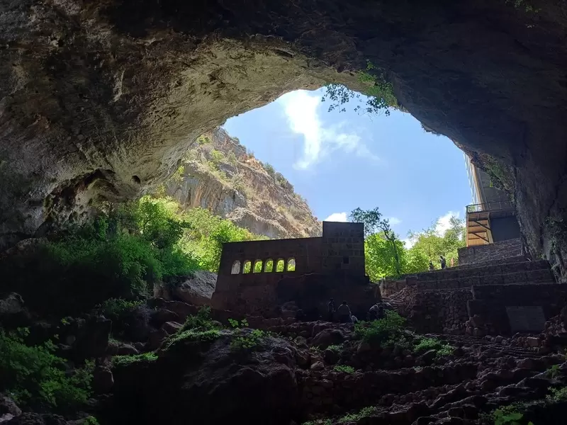 Grotta di Cehennem