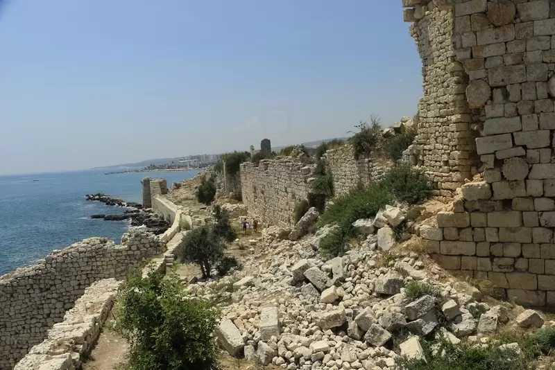 Kara Kalesi'ni keşfedin