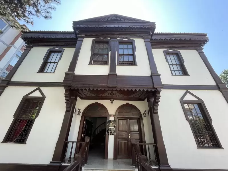 Söğüt Ertuğrul Gazi Müzesi'ni keşfedin