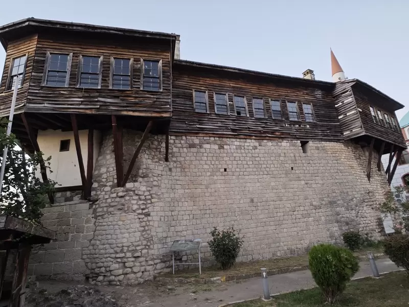 Bolaman Castle