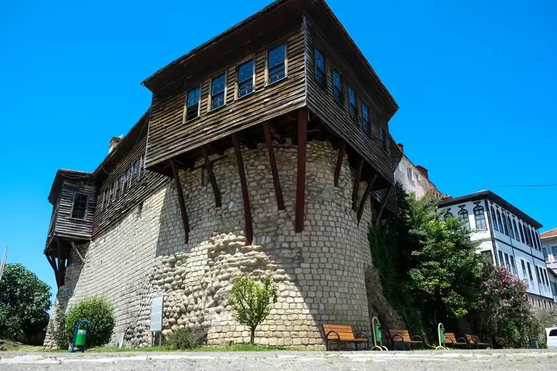 Bolaman Castle