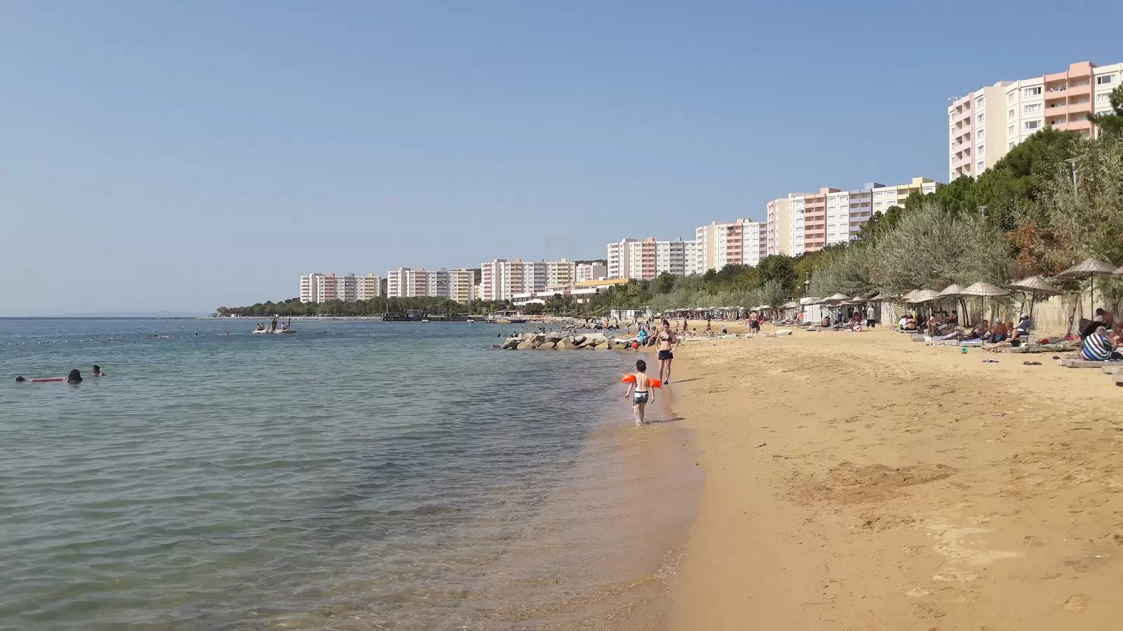 Пляж Ихлас Армутлу Татил Бэй